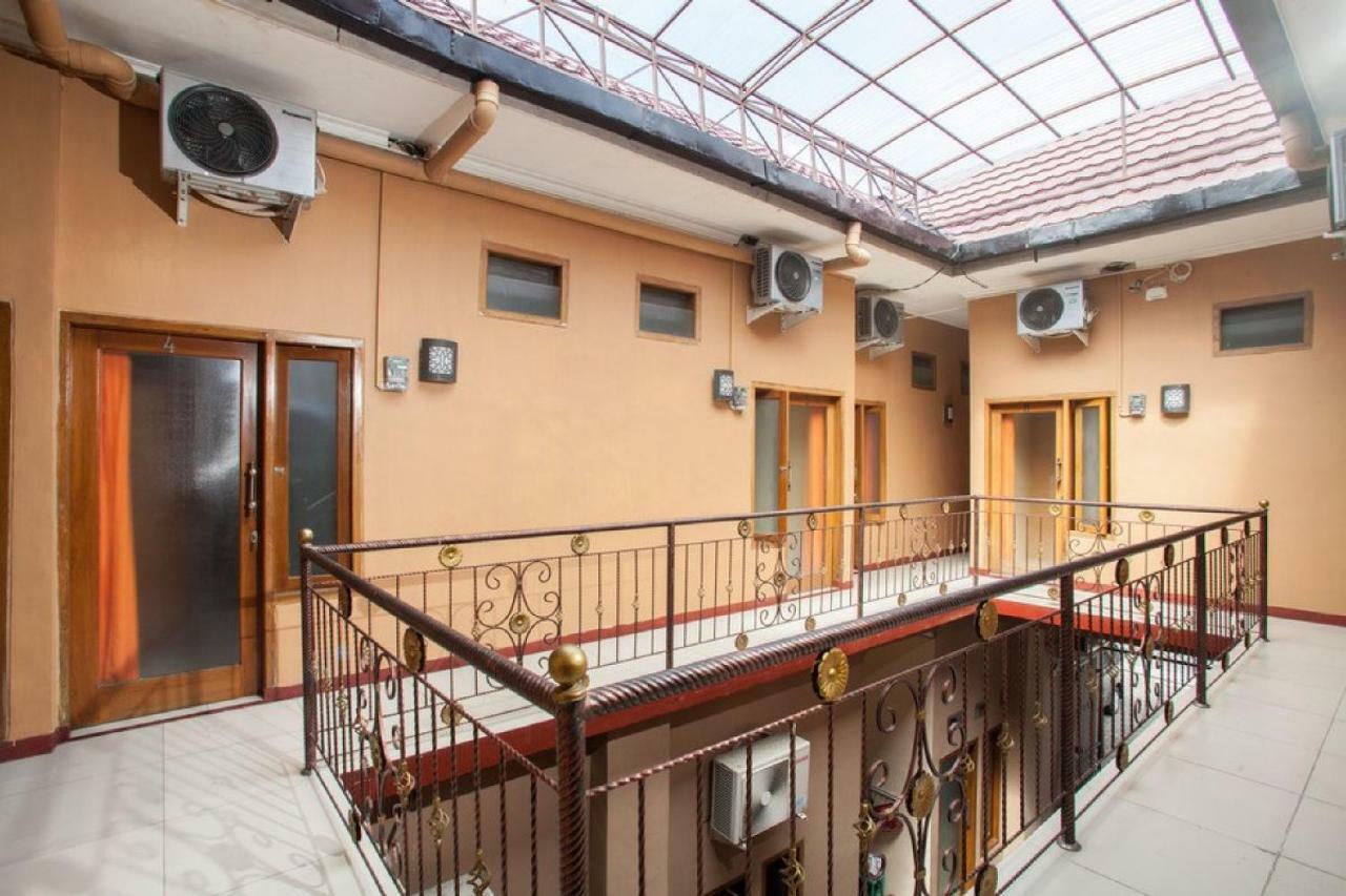 Hotel Reddoorz Syariah Near Untag Banyuwangi Banyuwangi  Exterior foto